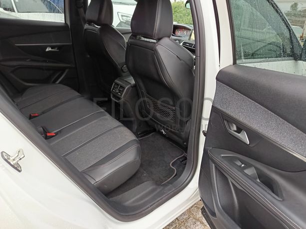 Peugeot 3008 · Ano 2017