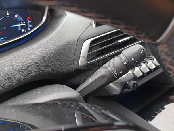 Peugeot 3008 · Ano 2017