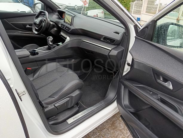 Peugeot 3008 · Ano 2017