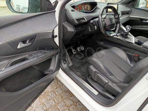 Peugeot 3008 · Ano 2017