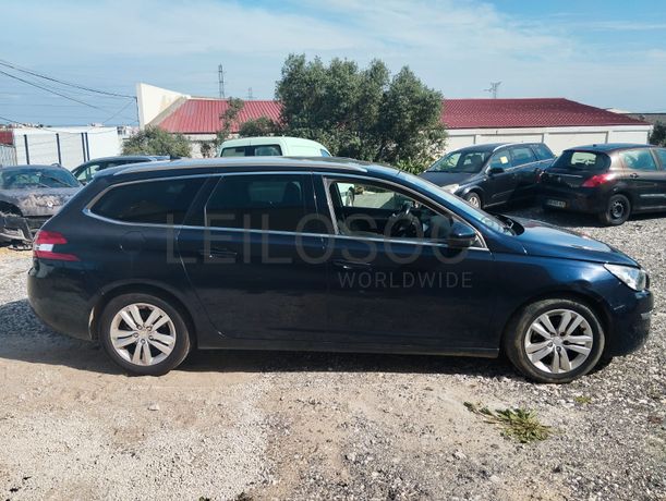 Peugeot 308 · Ano 2015