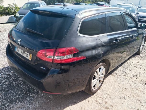 Peugeot 308 · Ano 2015