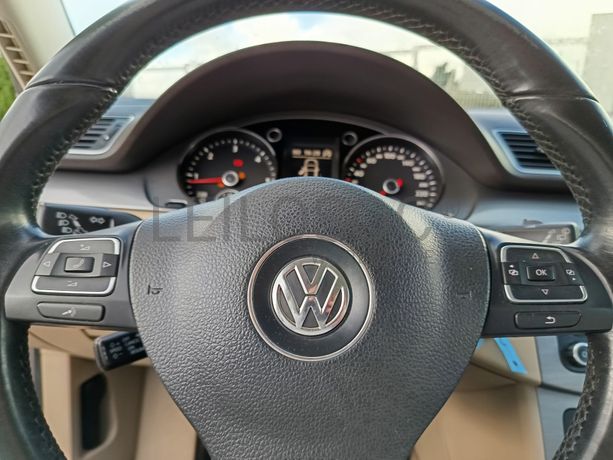 Volkswagen Passat · Ano 2011