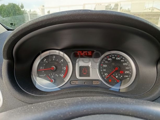 Renault Clio · Ano 2008