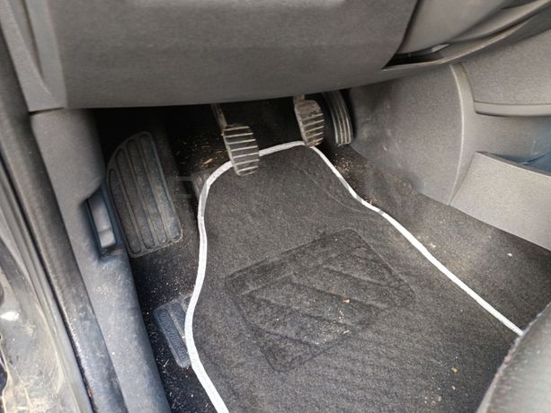 Renault Clio · Ano 2008