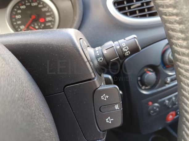 Renault Clio · Ano 2008