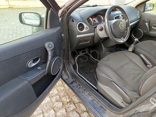 Renault Clio · Ano 2008