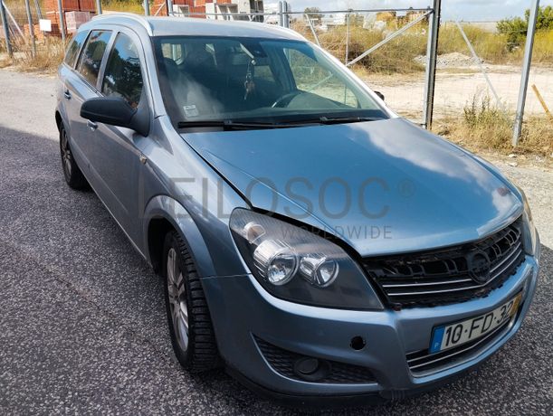 Opel Astra · Ano 2008