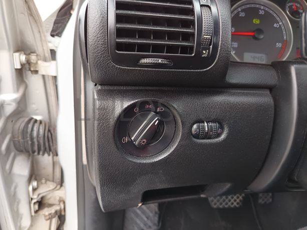 Volkswagen Passat · Ano 2001