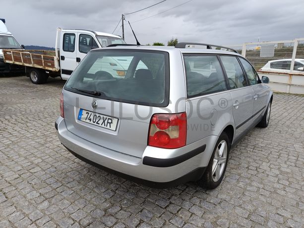 Volkswagen Passat · Ano 2001