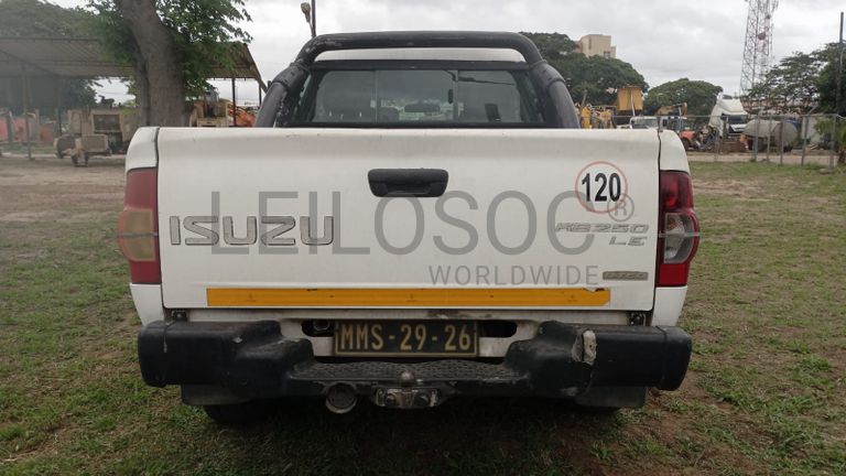 Isuzu D-TEQ KB250 · Ano 2008