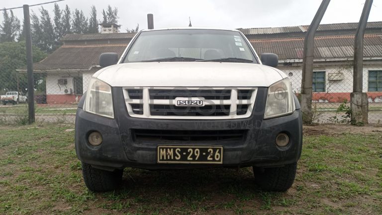Isuzu D-TEQ KB250 · Ano 2008