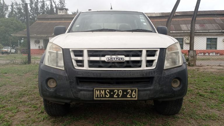 Isuzu D-TEQ KB250 · Ano 2008