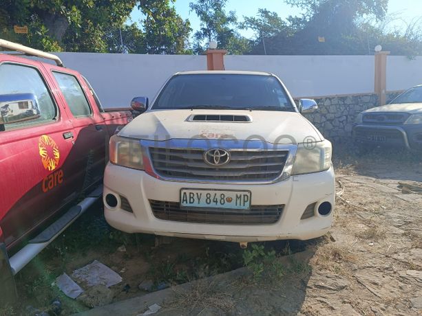 Toyota Hilux · Ano 2011