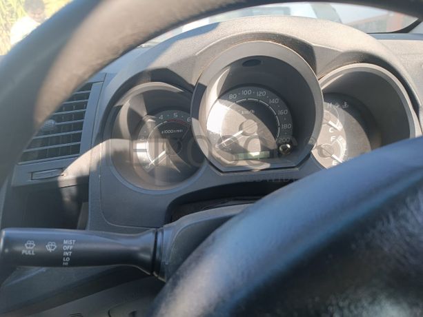 Toyota Hilux 2.5 · Ano 2009