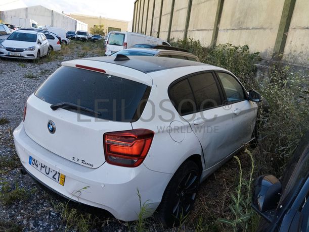 BMW 118 D · Ano 2011