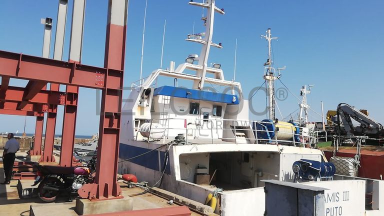 Dois Atuneiros e Um Arrastão | Two Longliners and One Trawler -  ALBACARES VII + PELAMIS III + SARDINHA I