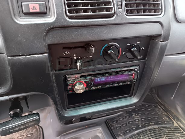 Toyota Hilux · Ano 2000