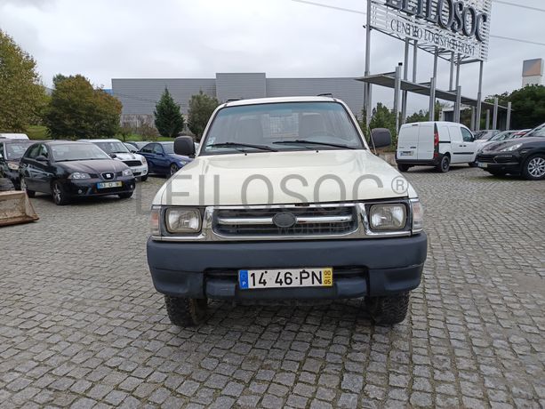 Toyota Hilux · Ano 2000