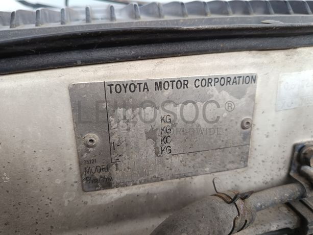 Toyota Hilux · Ano 2000