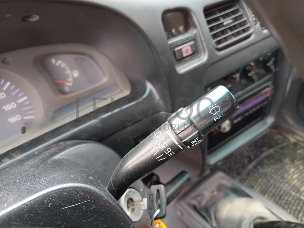 Toyota Hilux · Ano 2000