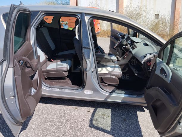 Opel Meriva · Ano 2010