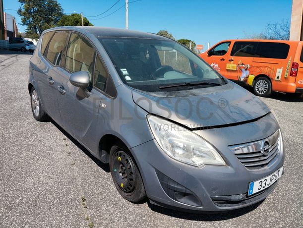 Opel Meriva · Ano 2010