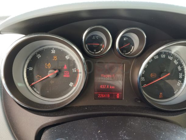 Opel Meriva · Ano 2010