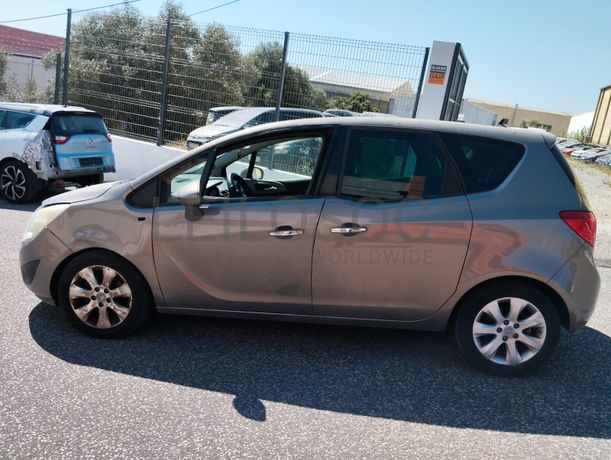Opel Meriva · Ano 2010