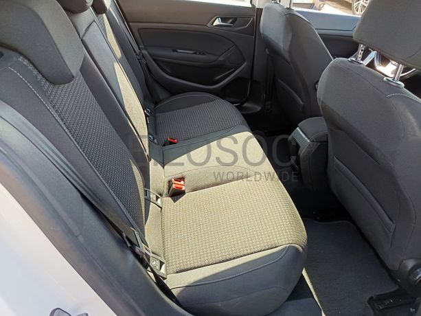 Peugeot 308 · Ano 2018