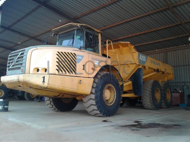 Dumper VOLVO A25D