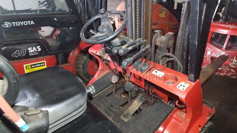 Empilhadeira Linde H25D