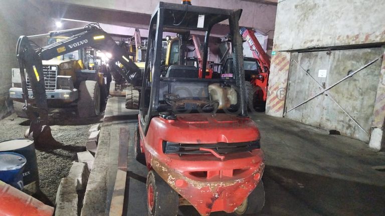 Empilhadeira LINDE H30D-03