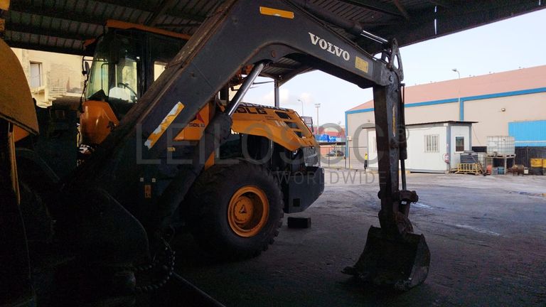 Escavadora VOLVO ECR88