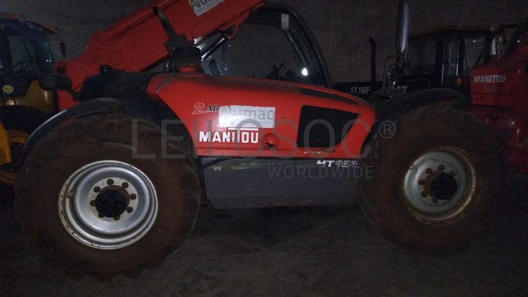 Empilhador Telescópico Manitou MT932