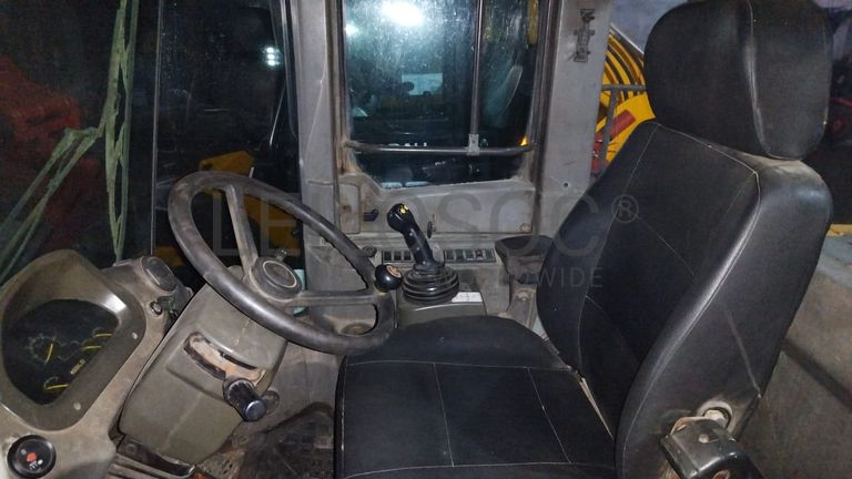 Pá carregadora  SDLG LG956F