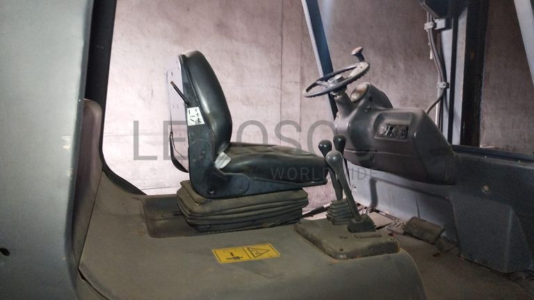 Empilhadeira   LINDER H45D