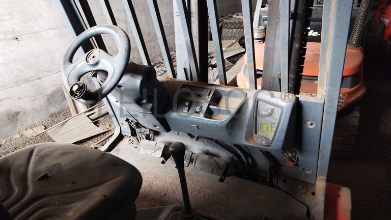 Empilhadeira   LINDER H45D