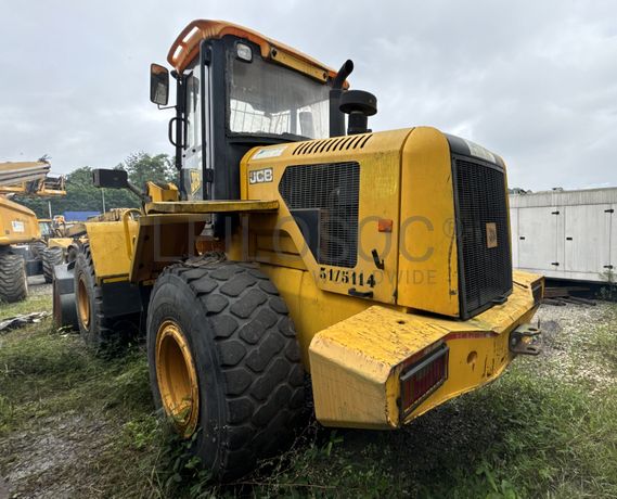 Chargeuse sur pneus 15T JCB 432ZX