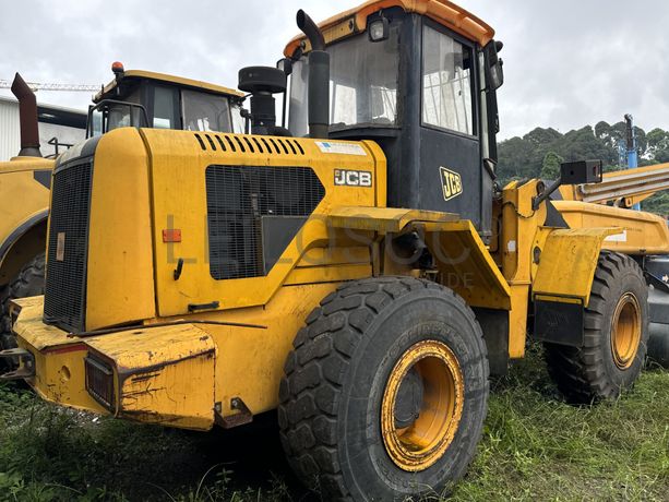 Chargeuse sur pneus 15T JCB 432ZX