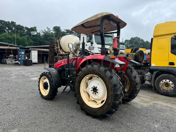 Tracteur agricole YTO X804