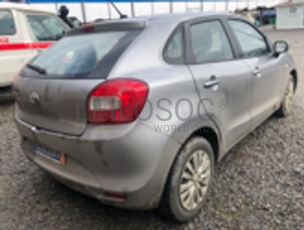 Véhicule léger TOYOTA STARLET