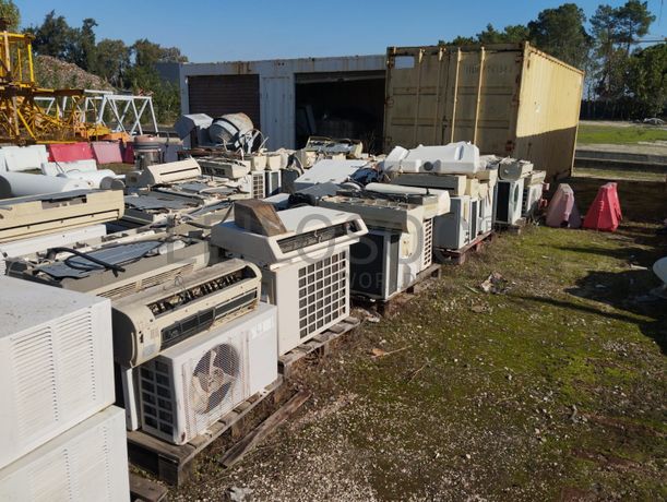 Aparelhos de Ar Condicionado · Campanários