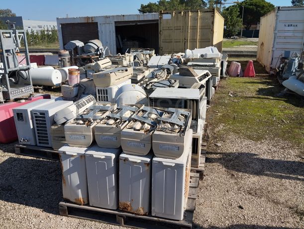 Aparelhos de Ar Condicionado · Campanários