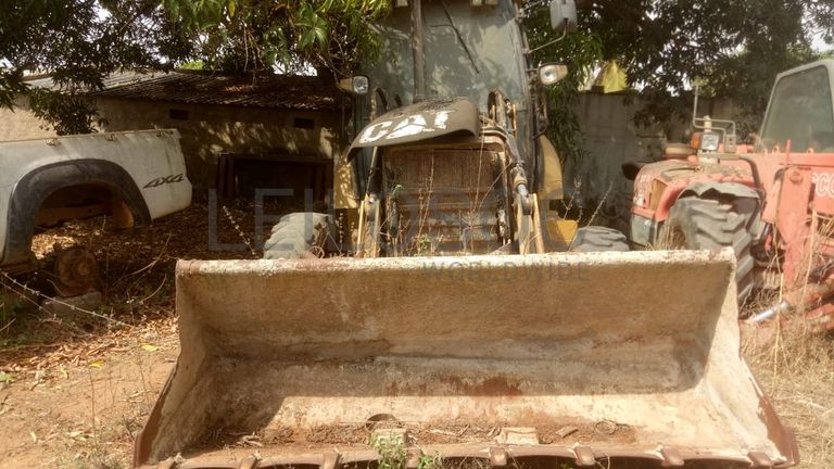 Retroescavadeira - CAT/428E