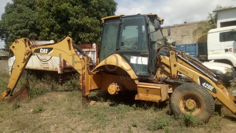 Retroescavadeira - Caterpillar/428E