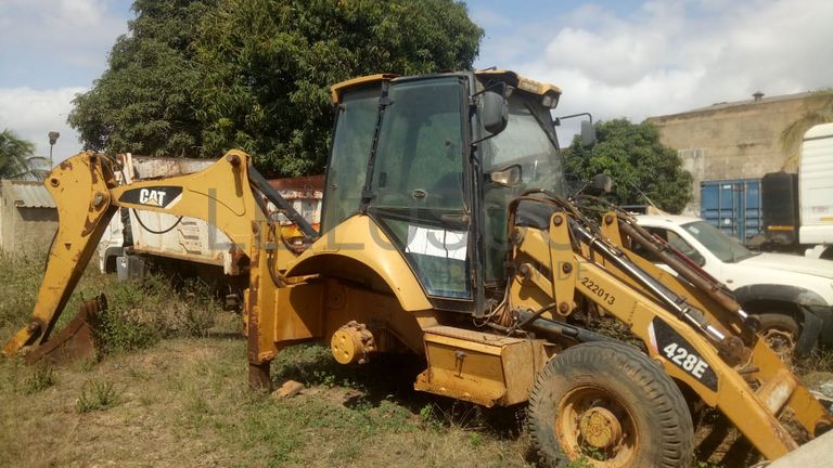 Retroescavadeira - Caterpillar/428E