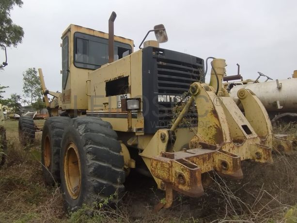 Niveladora  - Mitsubishi/MG 530