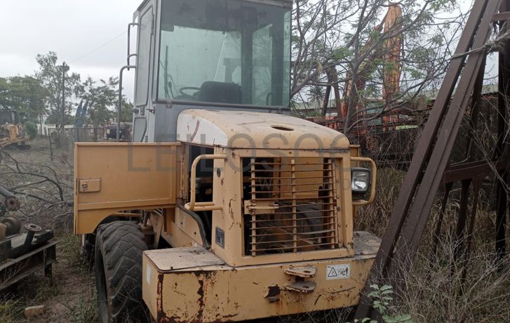 Retroescavadeira - Liugoneng/CLG816C