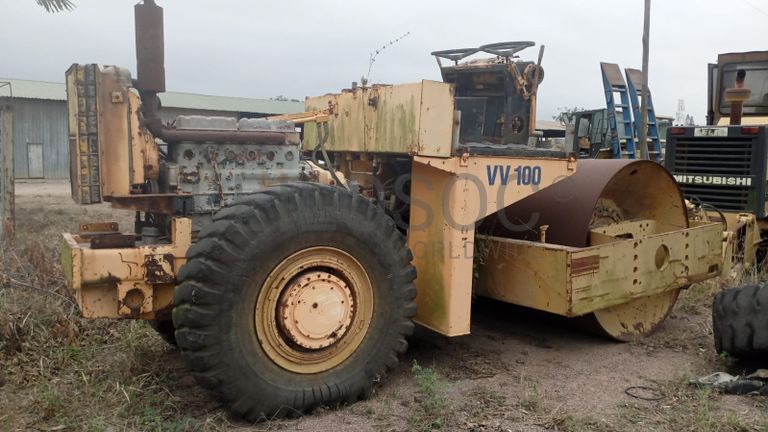 Compactadora - Stavostroj/VV100 Z